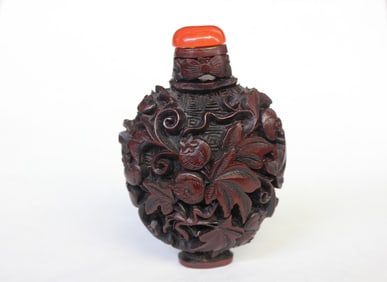 19th.C Vintage Chinese Lacquer Snuff Bottle