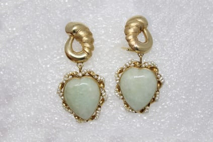 elegant pair of vintage Jade Earring Set
