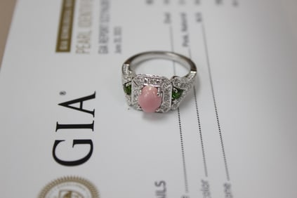 A Rare High-value Natural Pink Conch Pearl Ring