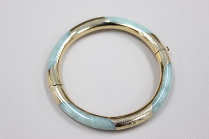 A Jadeite Bangle w 10K Gold Mount