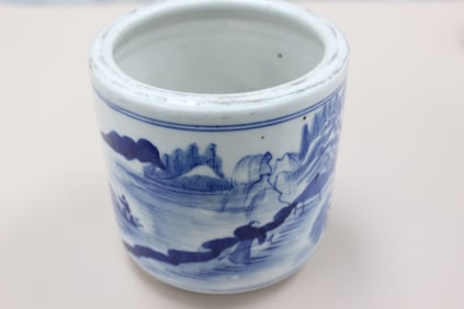 Chinese Blue and white Porcelain Brush Pot