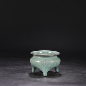 Chinese Song Guan Celadon Incense Burner
