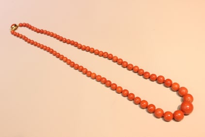 Red Coral Beads Necklace with 18K Gold Clasp