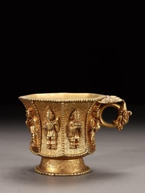 Chinese Gilt-bronze tripod Vessel "Eight Immortals Cup"