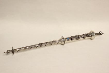 Russian Silver Toral Pointer