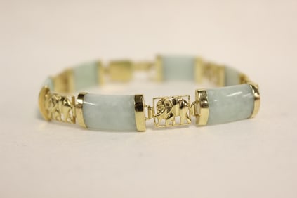 vintage14K gold and pale green Jadeite link bracelet