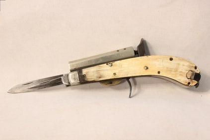 19th-century combination knife pistol