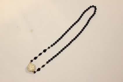 Black Gemstone beads Necklace w Buddha Pendant