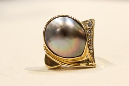 14K Yellow Gold Mabe Pearl Ring