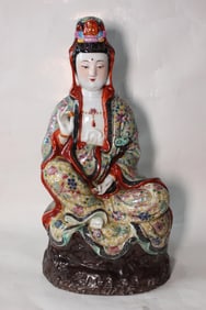 Chinese Famille Rose Porcelain Guanyin Statue