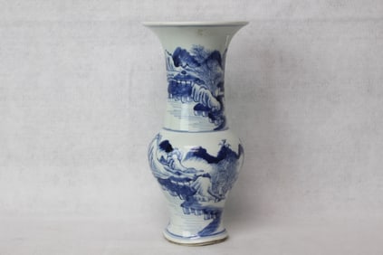 Chinese Blue and white Porcelain'phoenix-tail'Vas