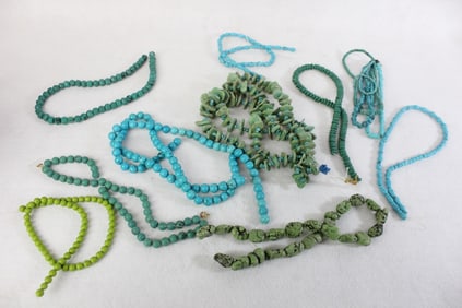 Lots of 10 Necklaces