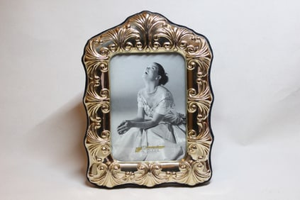 Ornate Vintage-style Sterling Silver Picture Frame