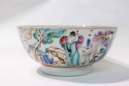 Vintage Chinese Famille Rose Export porcelain Bowl