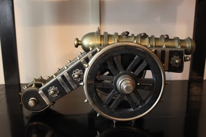 Antique Bronze Cannon