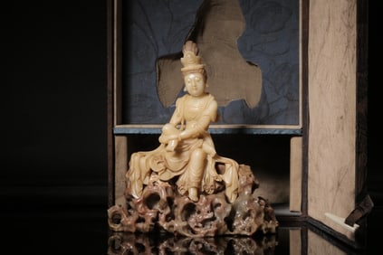 Chinese Soapstone Carved Guanyin Statue
