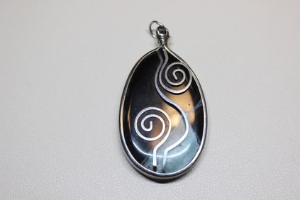 Vintage Sterling Silver Pendant