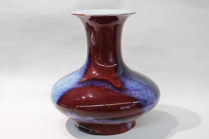 Chinese monochrome-glazed porcelain vase