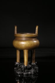 Chinese bronze tripod incense burner