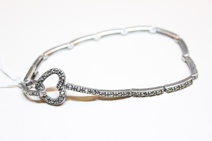 vintage sterling silver link bracelet with a heart