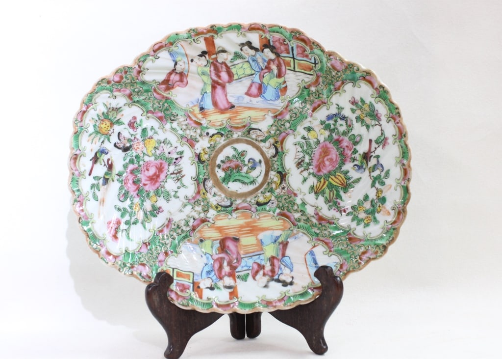 Antique Chinese Rose Medallion Plate (1 of 8)