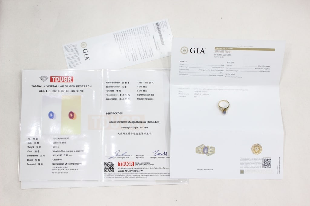 Natural Star Color-Changed Sapphire Diamond Ring (1 of 12)