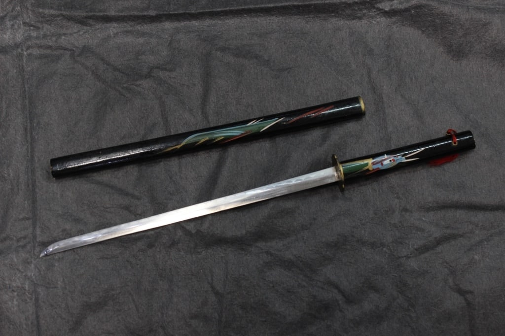 Vintage Japanese Dagger (1 of 5)