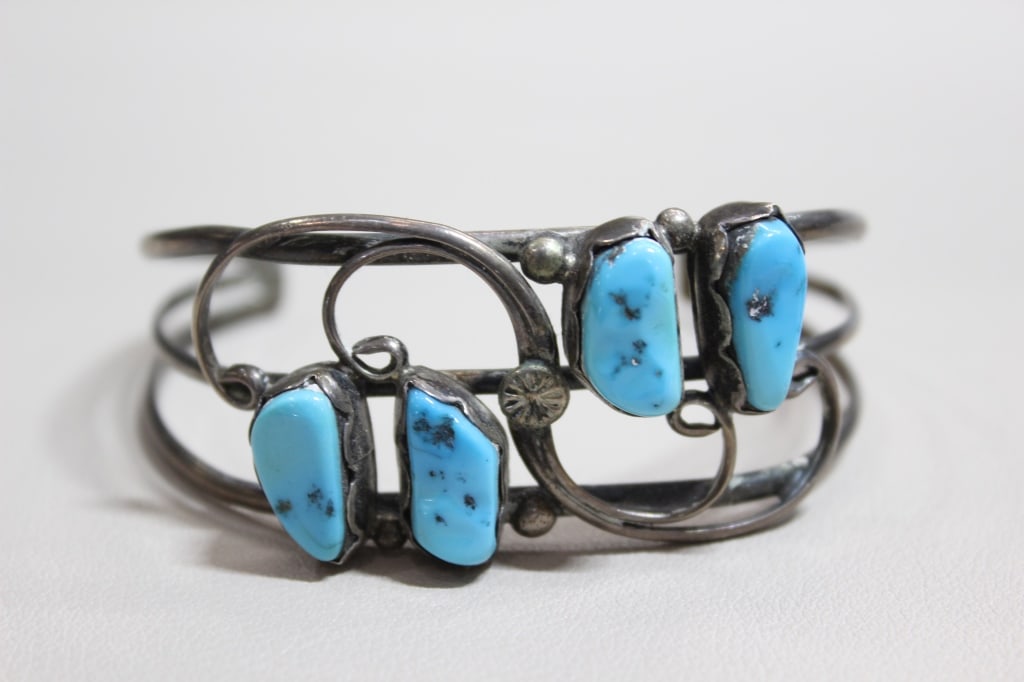 Silver Cuff Bracelet set with Turquoise Stones (1 of 5)