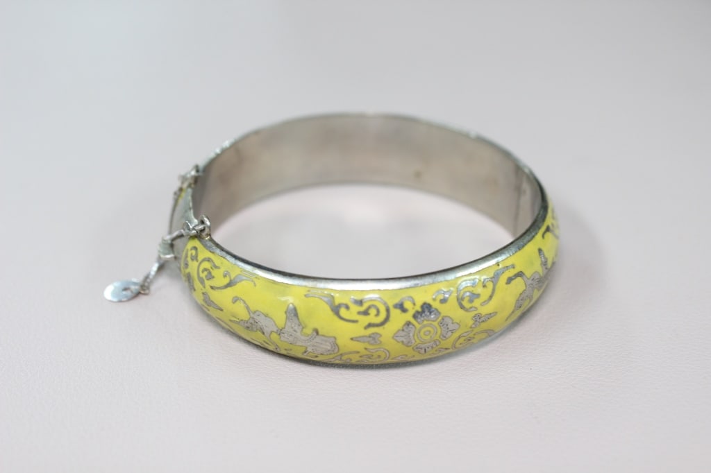 Vintage Thailand Hinged Bangle Bracelet (1 of 7)