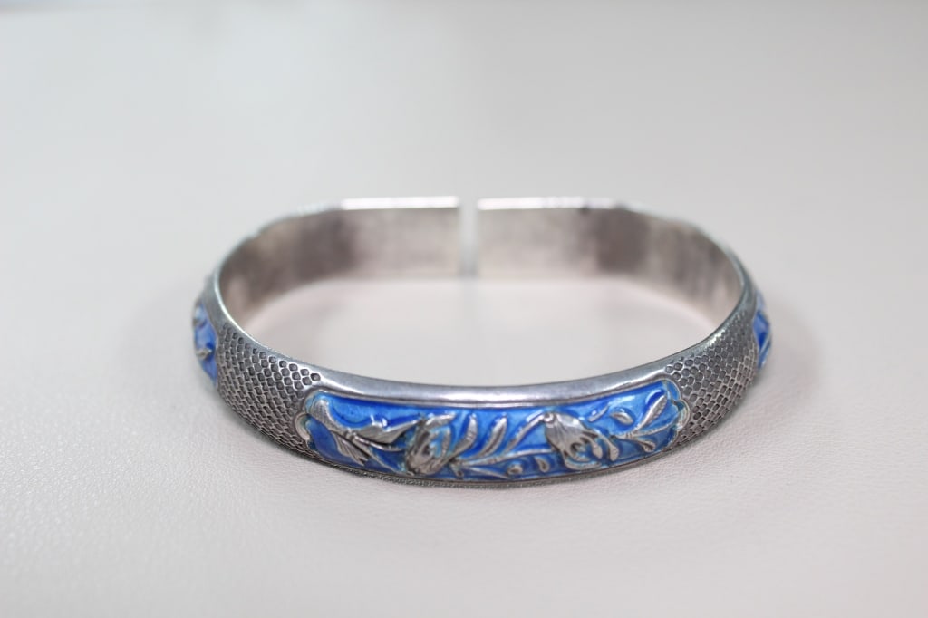 Vintage Chinese Export Sterling silver hinged bang (1 of 7)