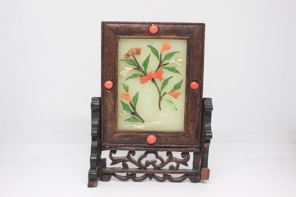 Chinese Hardstone inlaid table screen on a Stand (1 of 3)