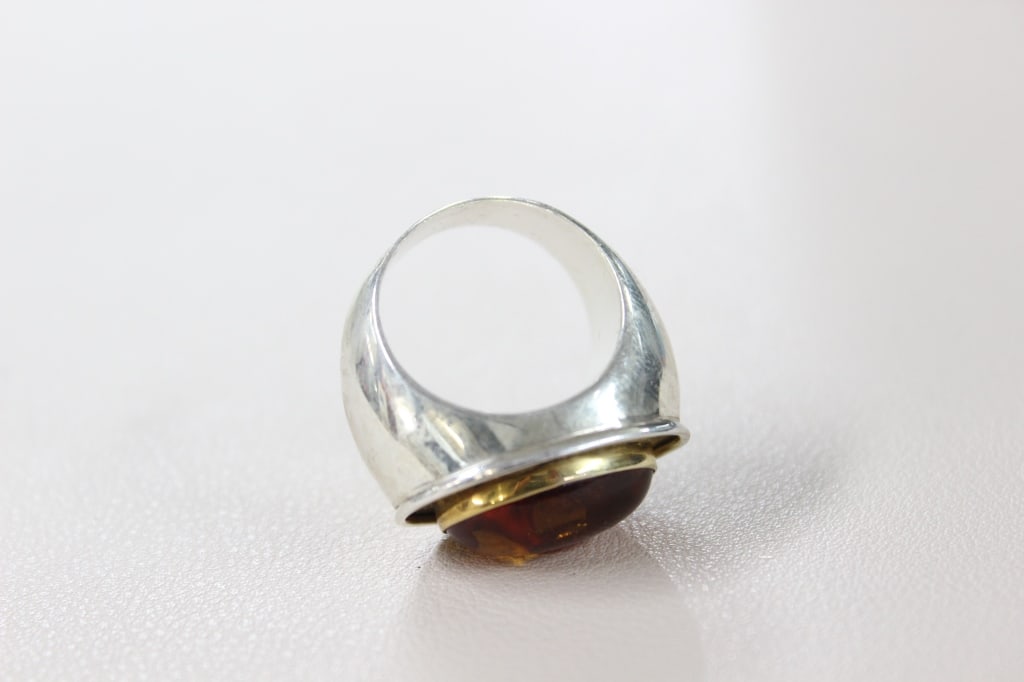 Classic Oval Amber Ring - 4