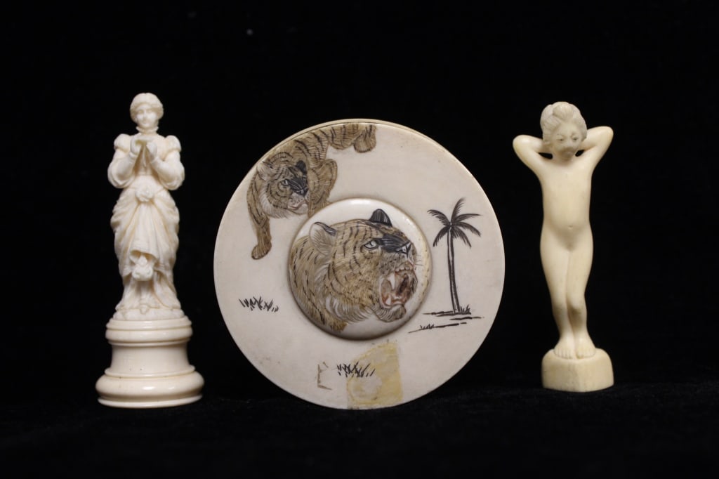 Two 19th.C Carved Europe Figurine and Japanese Box (1 of 5)