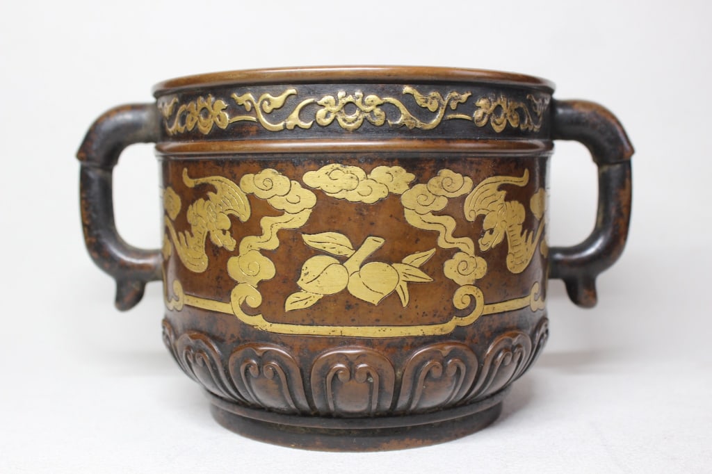 Chinese Gui-shaped Gilt Bronze Censer (1 of 8)