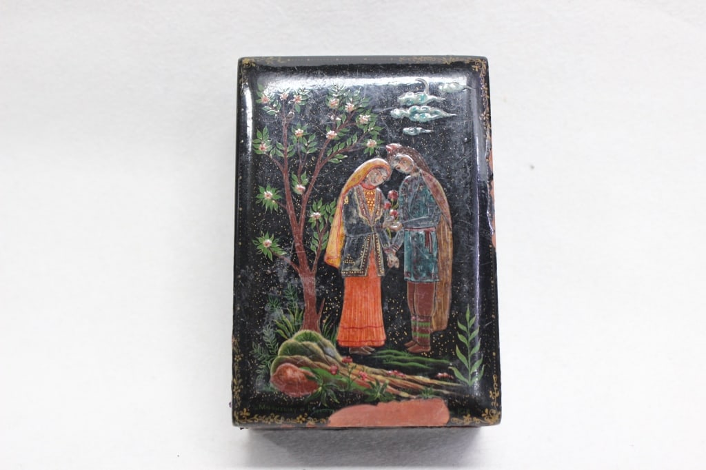 Vintage Russian Lacquer Box (1 of 5)