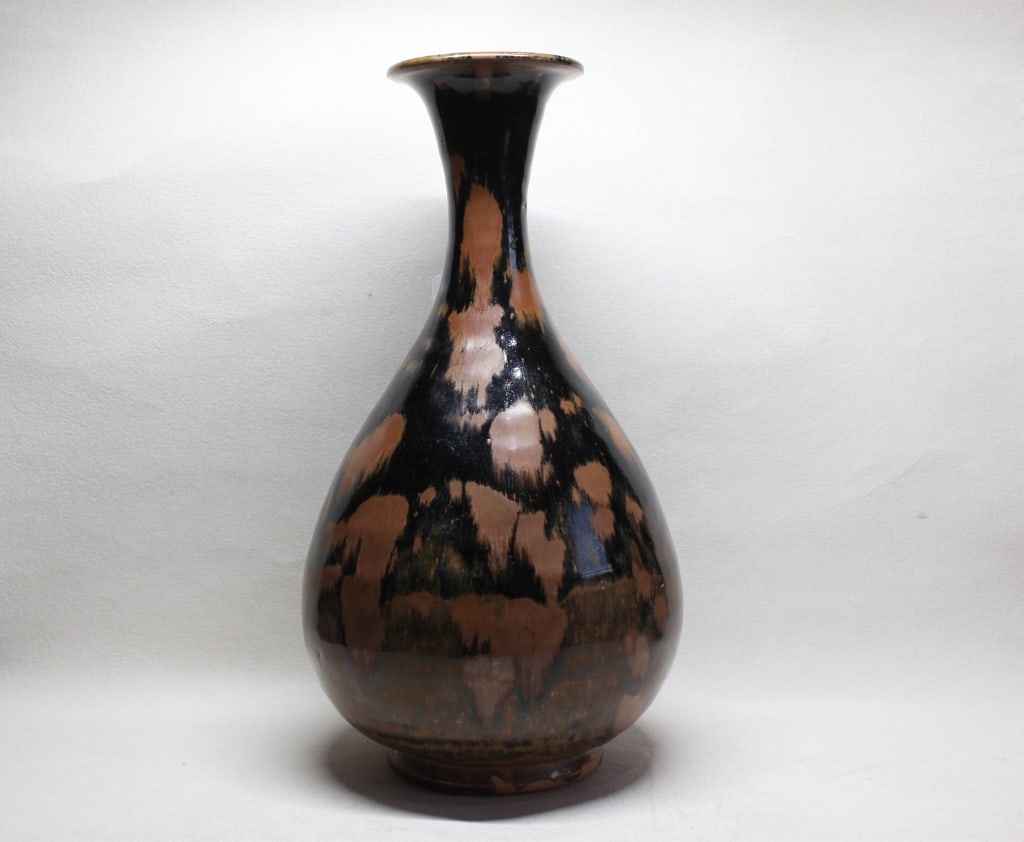 Chinese black-glazed russet-splashed vase (1 of 6)