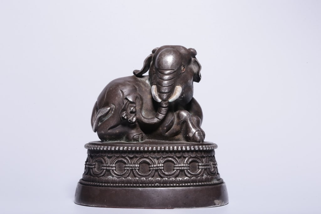 Chinese Silver Bronze"Elephant" Seal/Paper Weight (1 of 9)