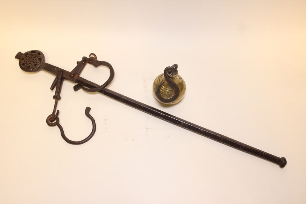 18th.C Iron Balance Scale w a Fine Quality Brass: 18th.C Iron Balance Scale w a Fine Quality Brass Dimension: 17 1/2" L