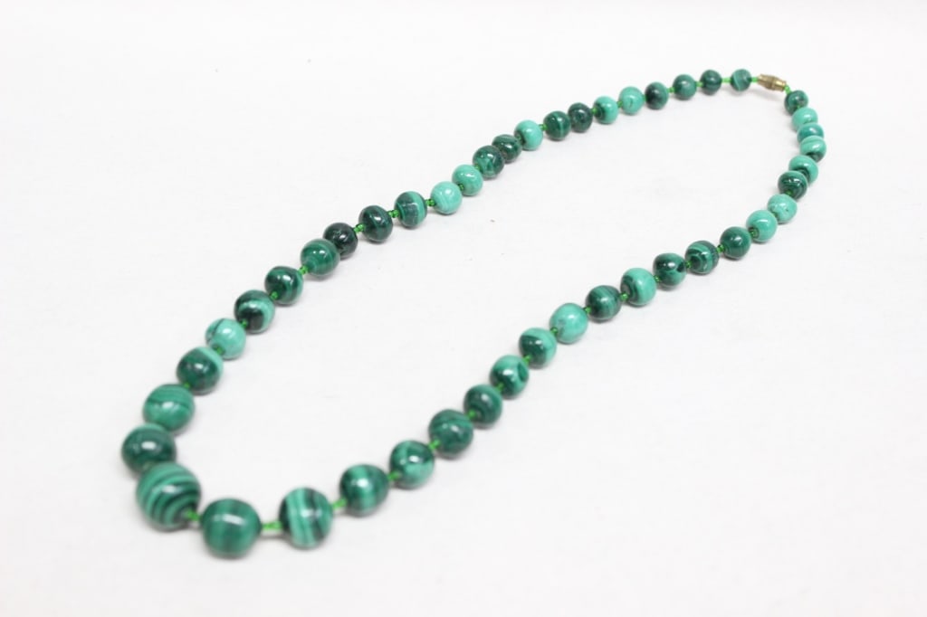 Vintage Graduated Malachite Bead Strand Necklace (1 of 6)