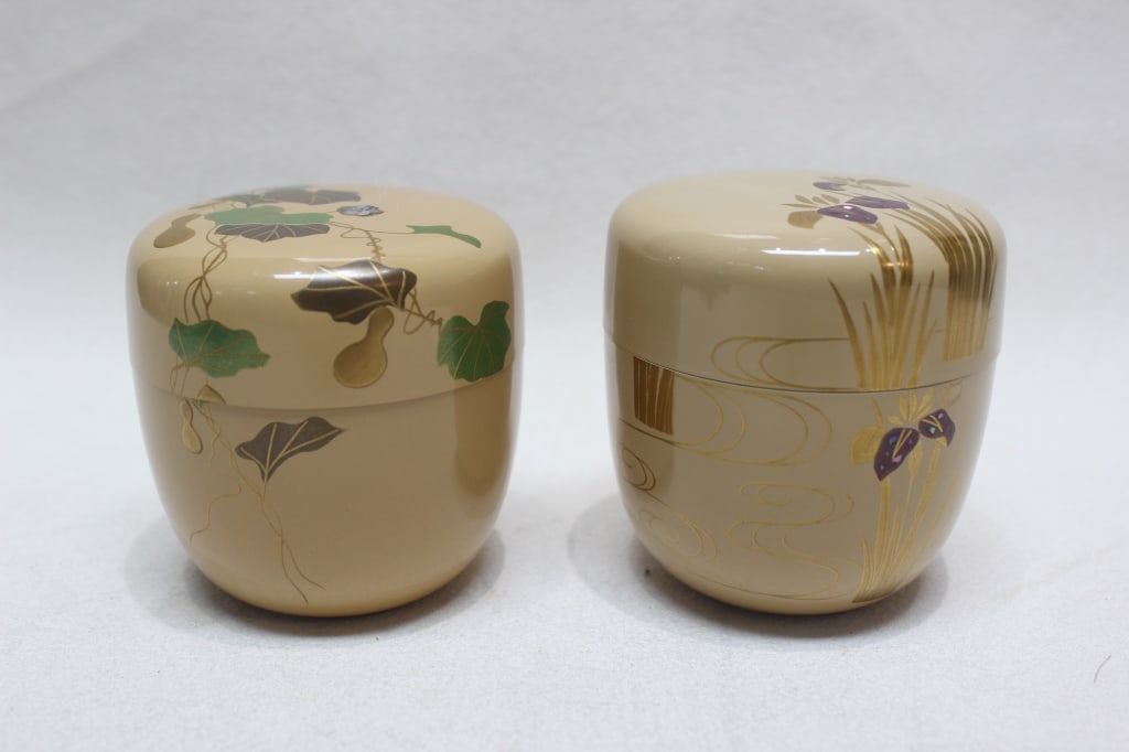 Two Japanese Lacquer Cover Box (1 of 4)