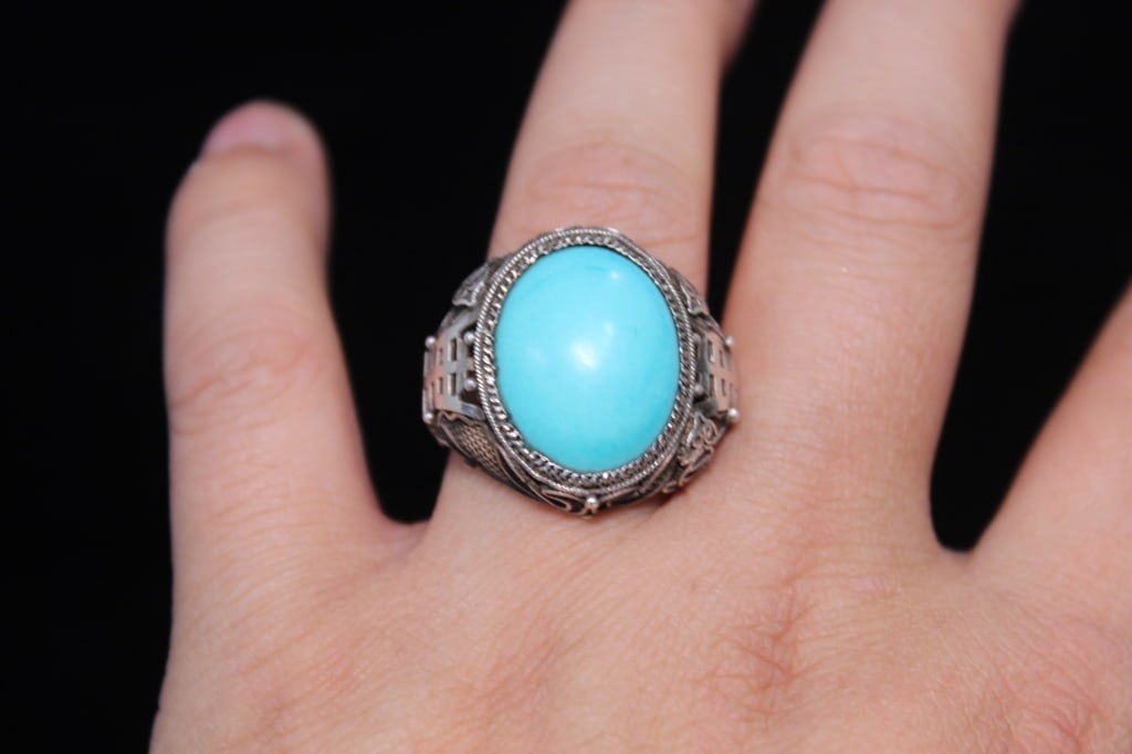 Beautiful Turquoise Silver Ring - 5