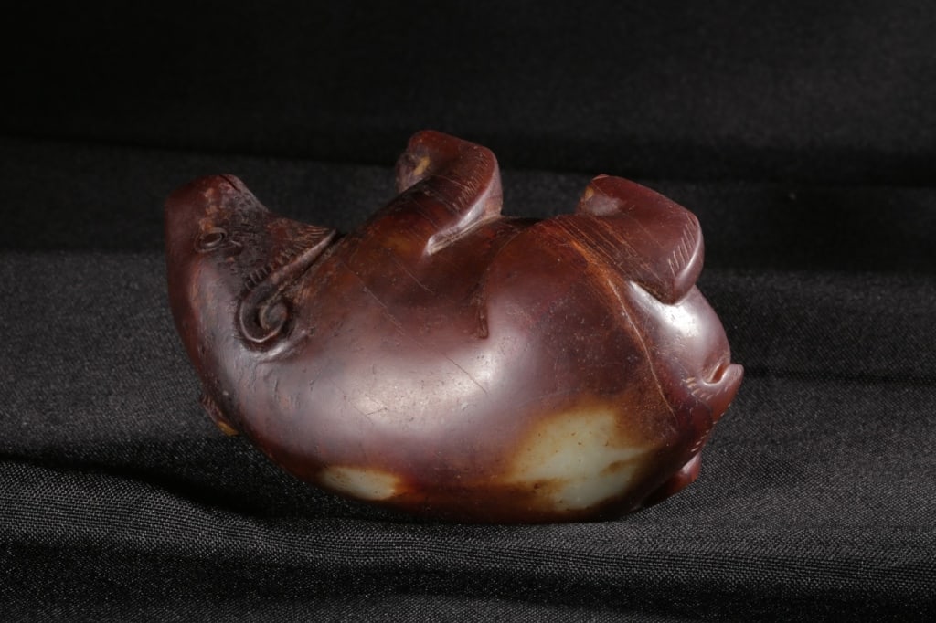 Chinese Jade Carved Bear - 5