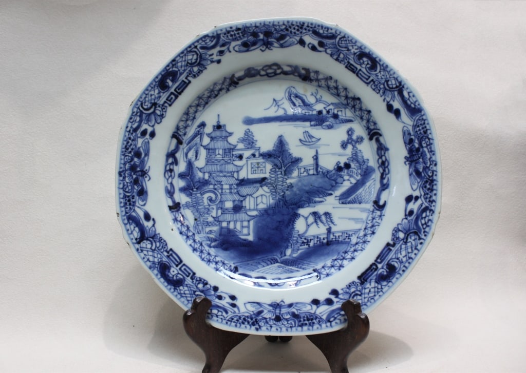 Chinese Export Blue and White Porcelain Plate (1 of 5)