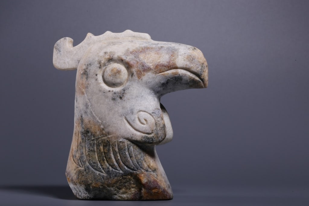 Archaic Chinese Jade Phoenix Head: Dimension: 12cm H x 10.7cm x 5.5,weight is 697gram