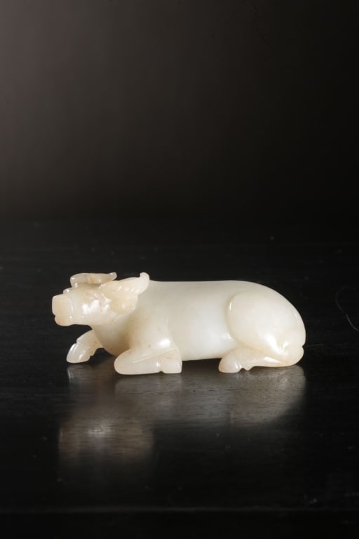 Chinese Jade Carved Buffalo Paper Weight (1 of 9)