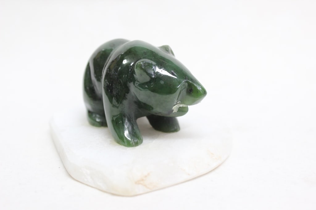 Hand-carved Spinach Jade Bear - 2