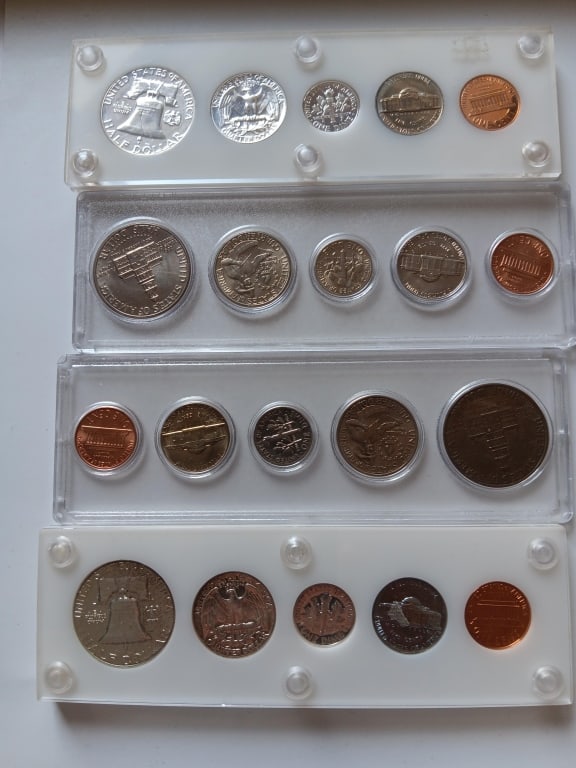 1961 P And 1961-D .1976P And 1976-D United States (1 of 12)