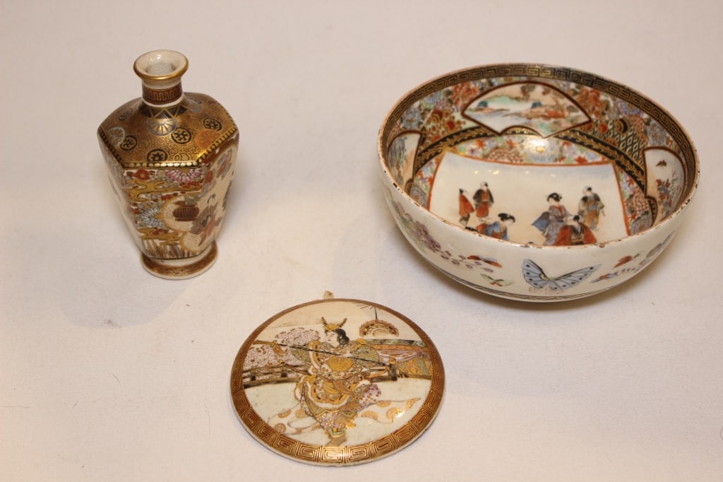 Three Japanese Satsuma Earthenware (1 of 7)