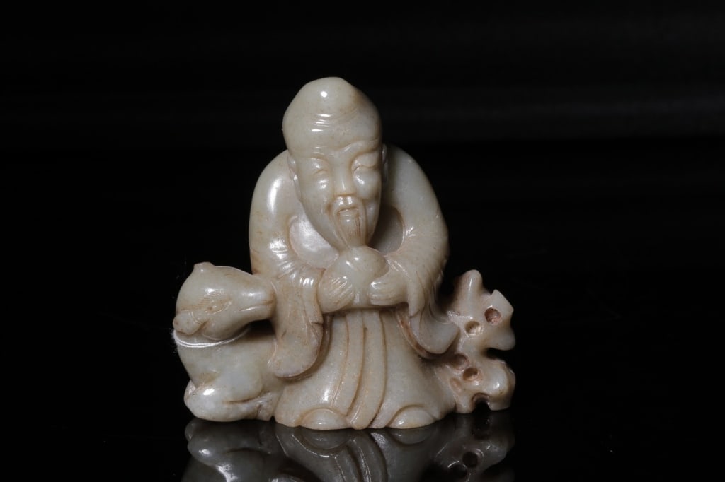 Chinese carved jade figurine of Shoulao (1 of 11)