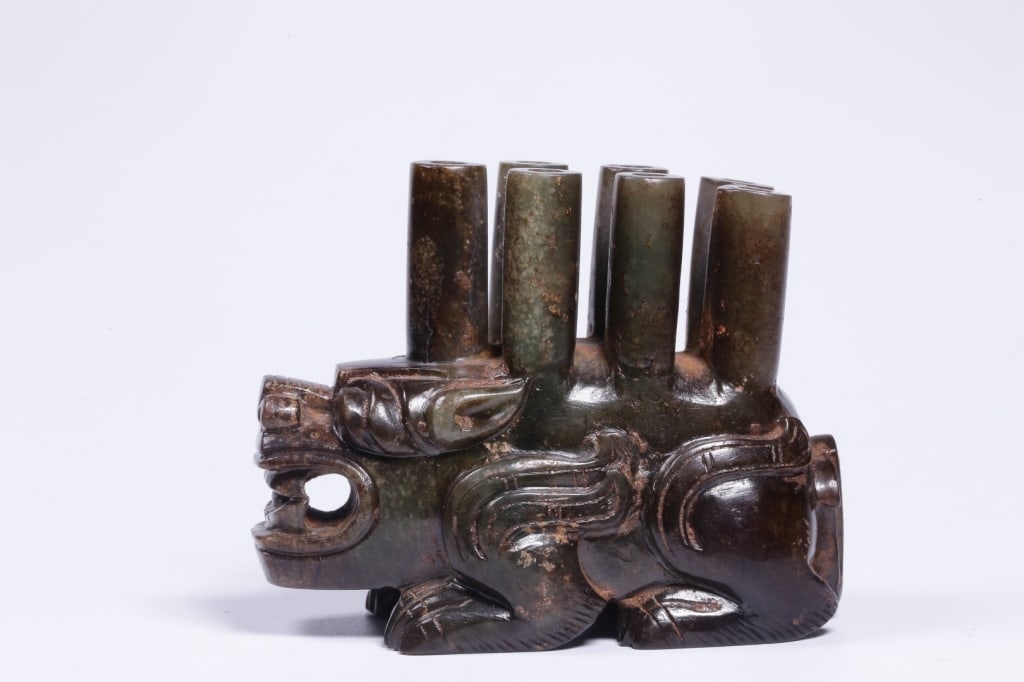 Chinese archaistic jade multi-tube brush holder (1 of 10)